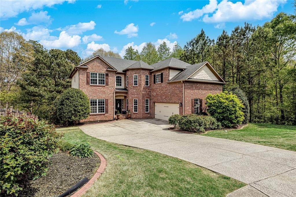 1025 Boxwood Ln., Canton, GA 30114