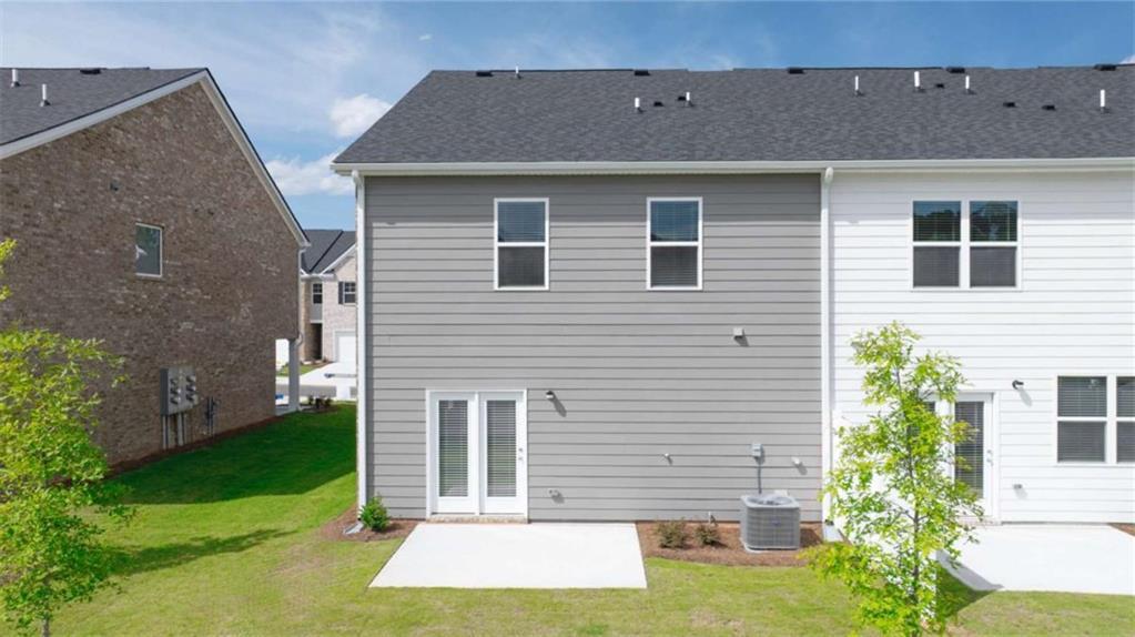 221 Sound Cir., Stockbridge, GA 30281