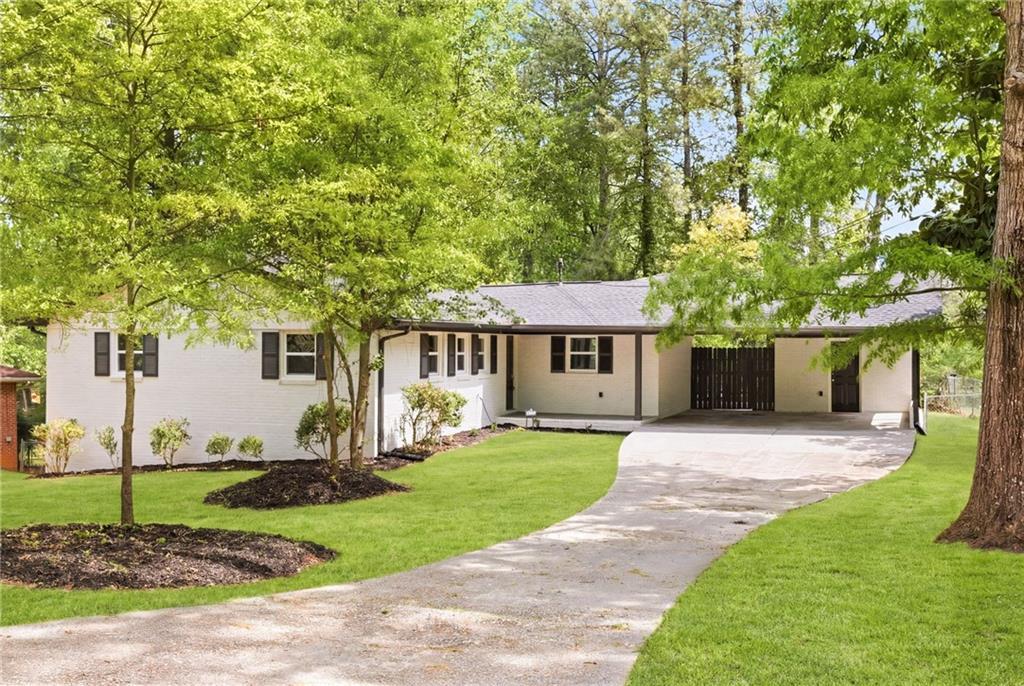 7170 Linda Dr., Lithia Springs, GA 30122