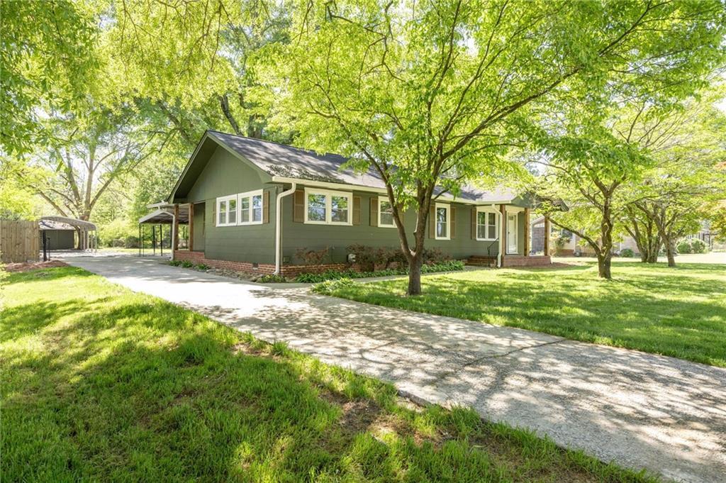 3871 Furr Ave., Powder Springs, GA 30127