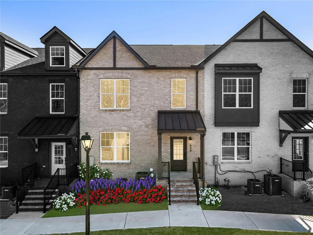 624 Oakleaf Grove Ln., Sugar Hill, GA 30518