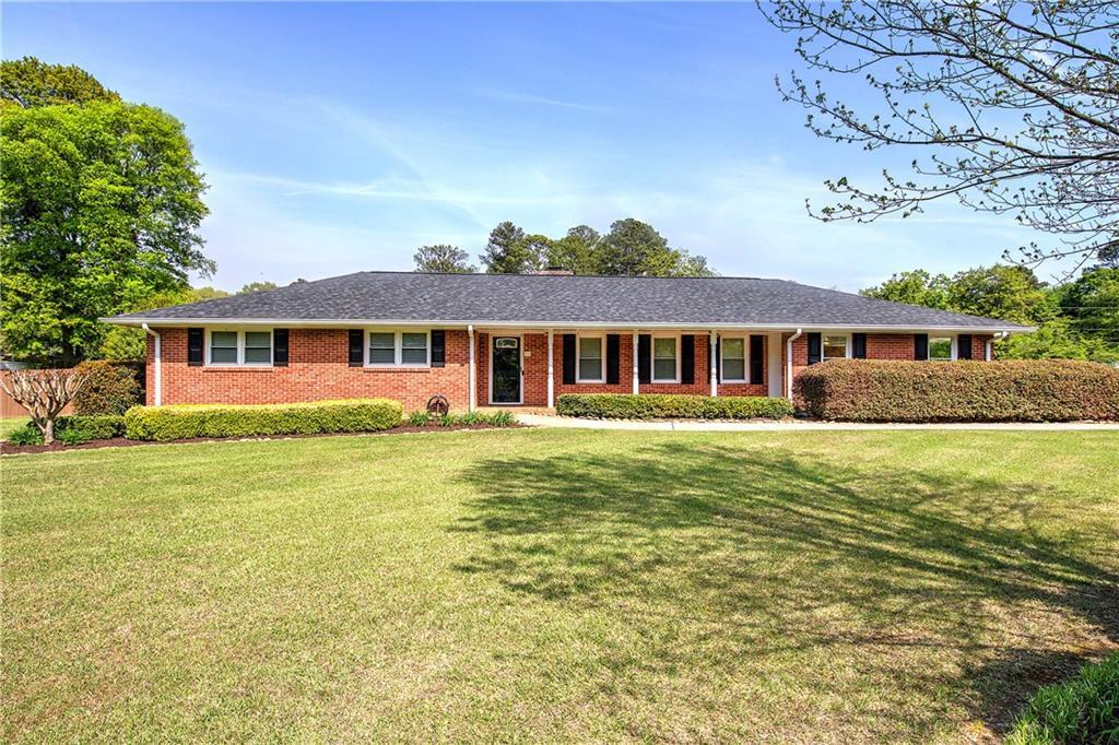 22 Sunset Cir., Cartersville, GA 30120