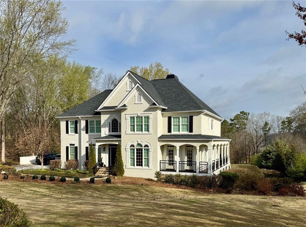 4358 Willow Oak Dr., Gainesville, GA 30506