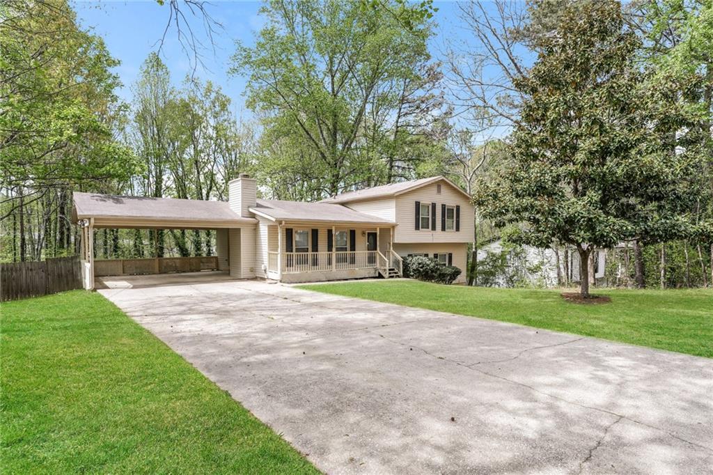 2560 Bluffton Rd., Buford, GA 30519