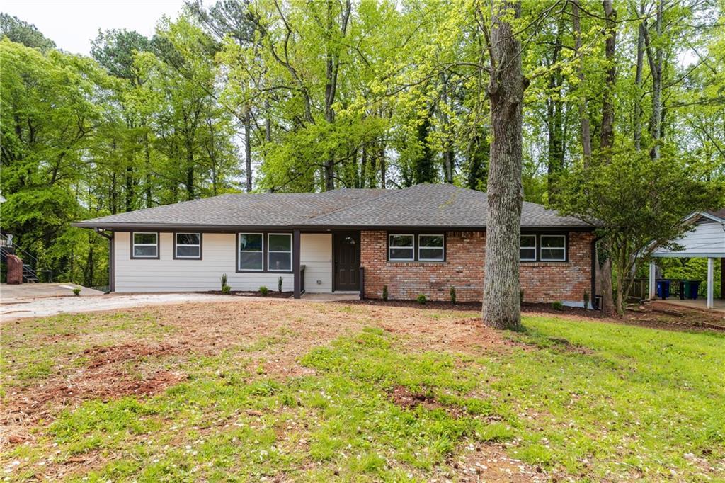 1888 Delphine Dr., Decatur, GA 30032