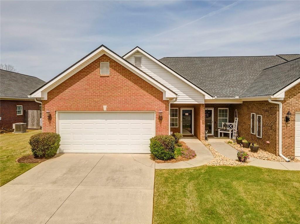 606 Blackwood Ter., Calhoun, GA 30701