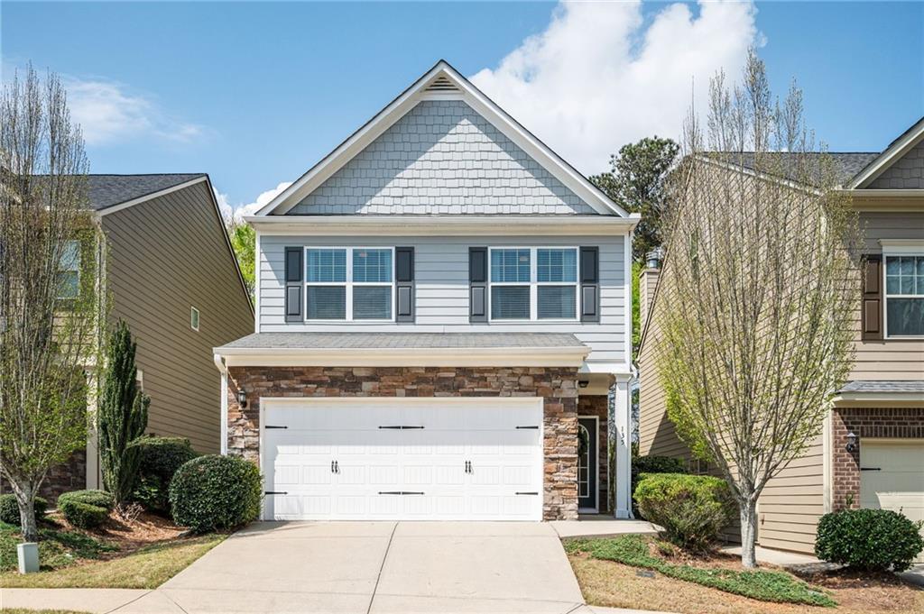 135 Village Tr., Woodstock, GA 30188