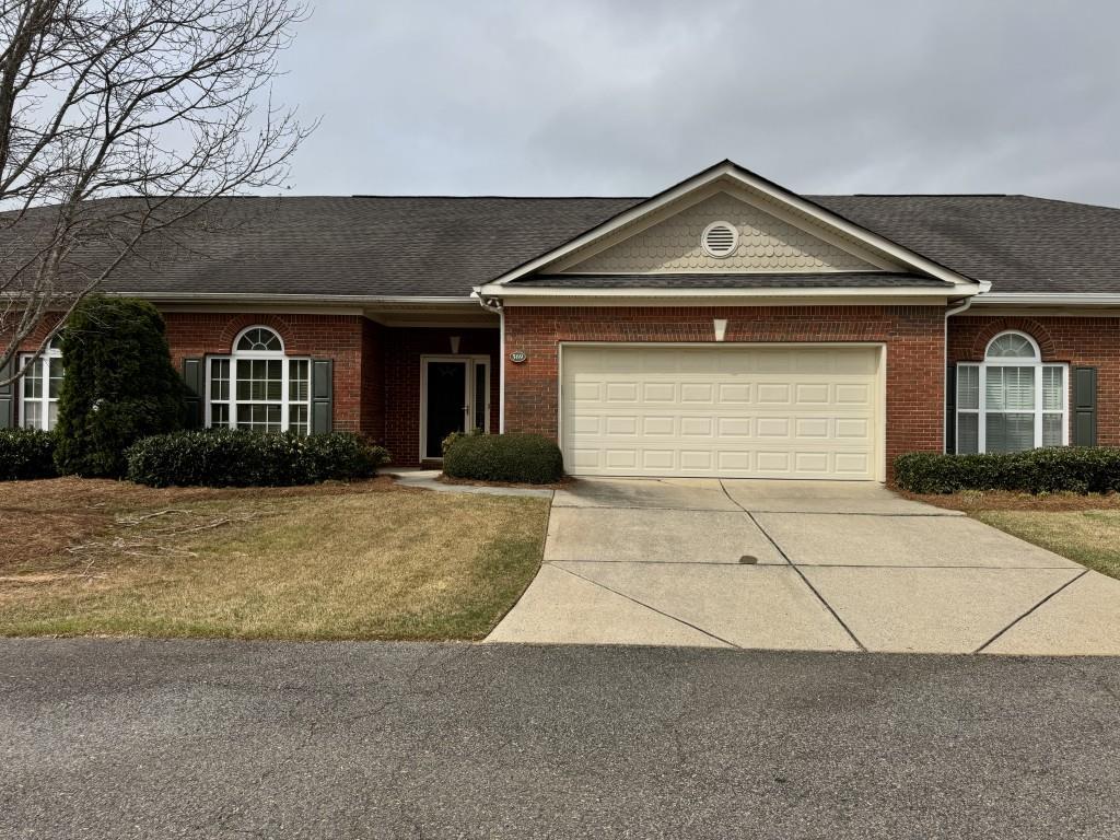 569 Sawnee Corners Dr., Cumming, GA 30040