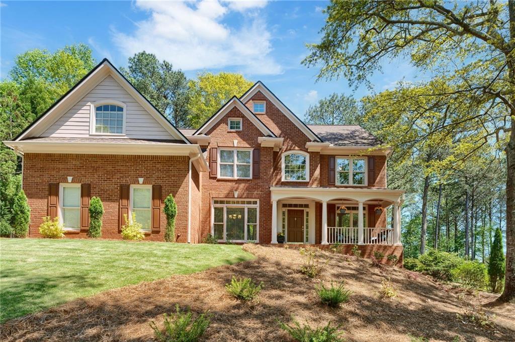 109 Grand Ave., Suwanee, GA 30024