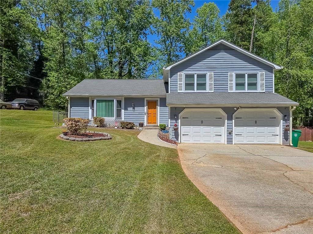 5766 Hilton Ridge Rd., Lithonia, GA 30058