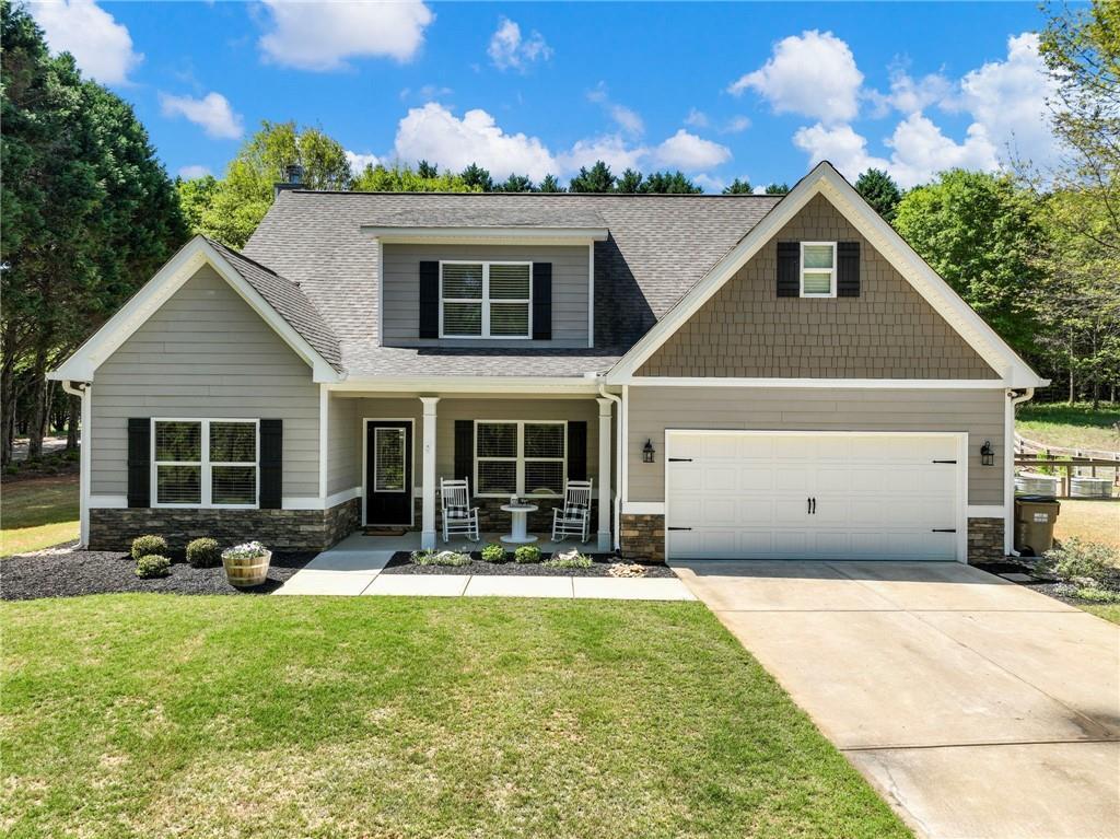 838 Old Thompson Mill Rd., Winder, GA 30680