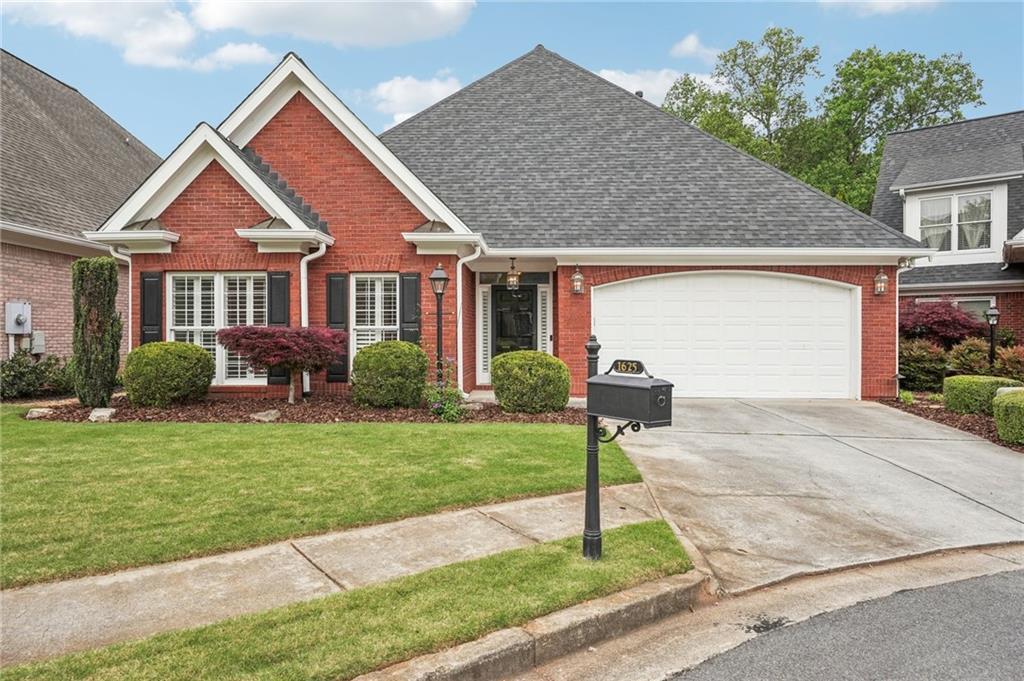 1625 Glenhurst Dr., Snellville, GA 30078