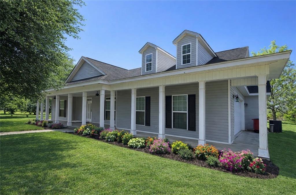 2135 Richardson Dr., Macon, GA 31216