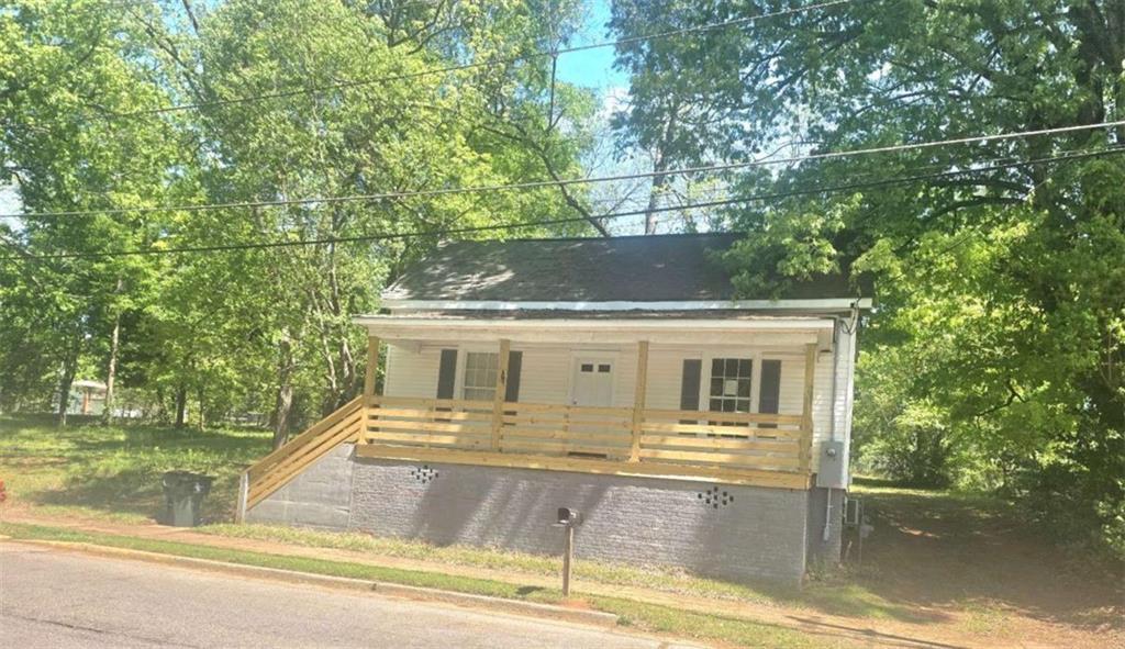 108 G Ave., Thomaston, GA 30286