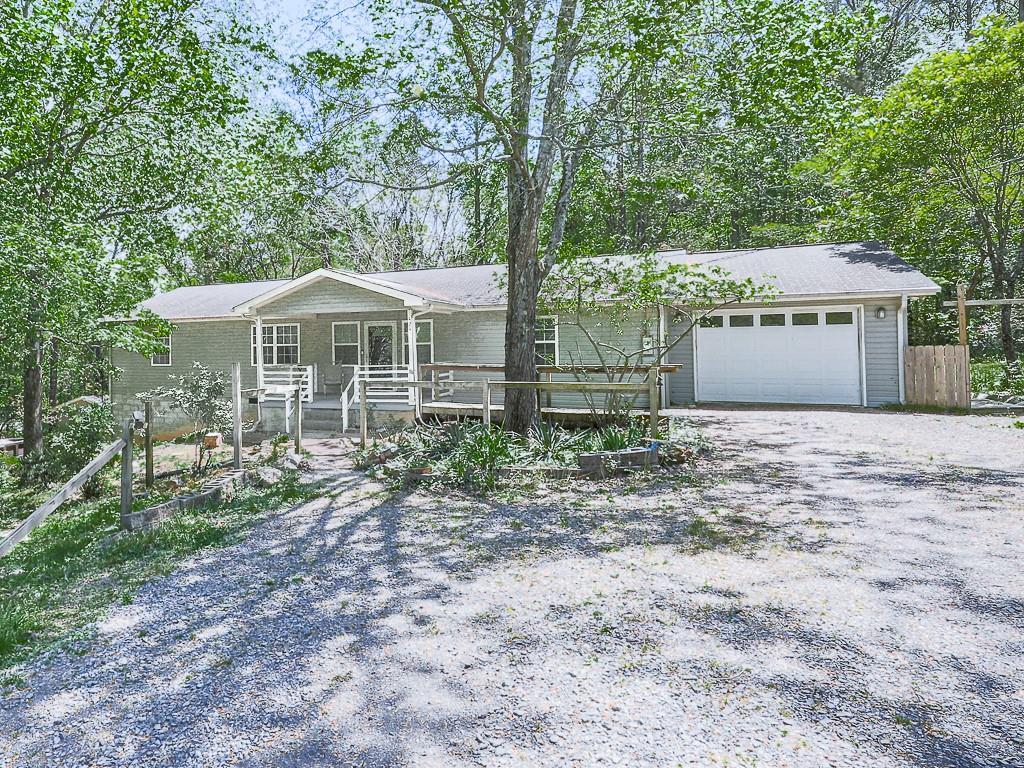 424 Shamrock Dr., Dalton, GA 30721