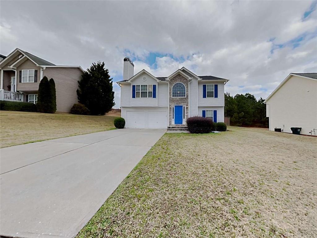 6018 Lancelot Ln., Douglasville, GA 30135