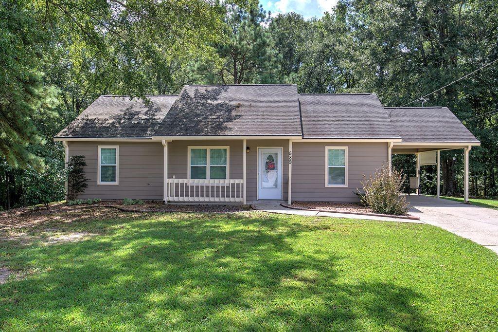 589 Linda Ln., Powder Springs, GA 30127