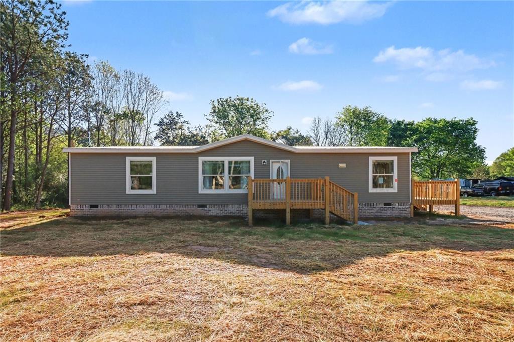 833 Berry Rd., Cedartown, GA 30125