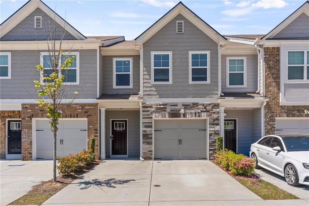 1950 Dillon Dr., Lithonia, GA 30058