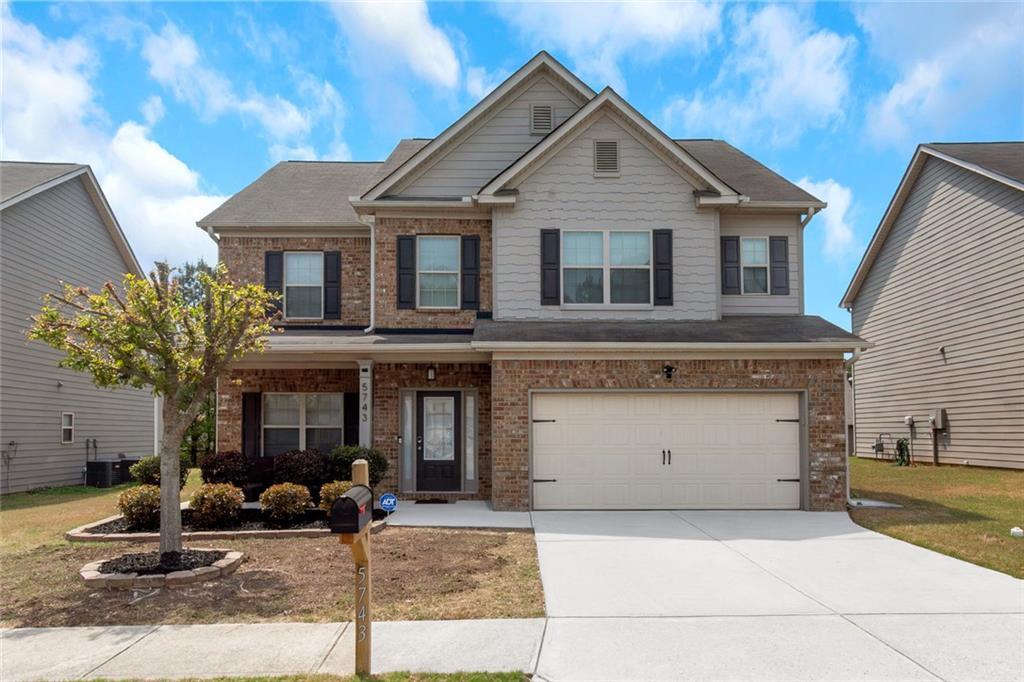 5743 Savannah River, Atlanta, GA 30349