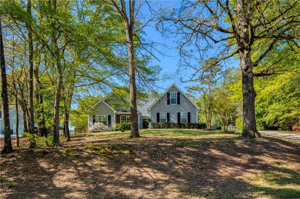 1520 Smoke Hill Dr., Hoschton, GA 30548