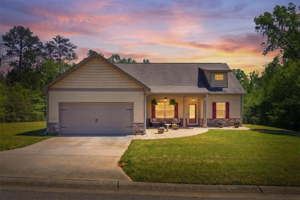 1010 Holliday Pass, Griffin, GA 30223