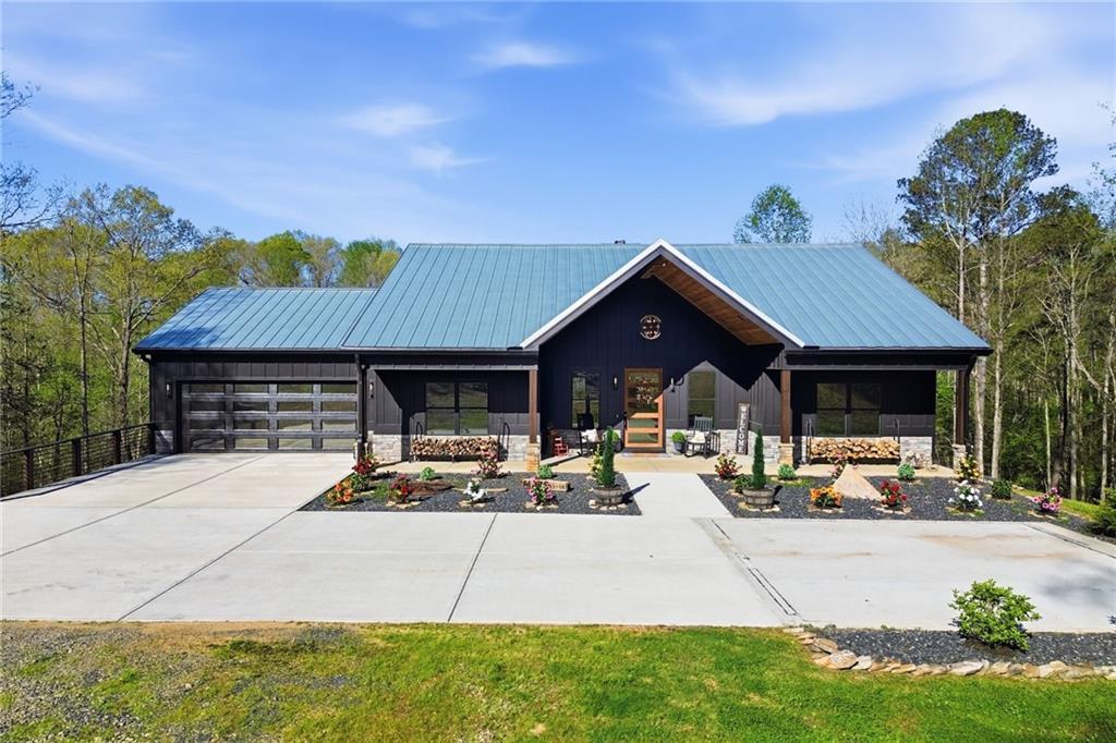 736 Town Creek Church Rd., Talking Rock, GA 30175