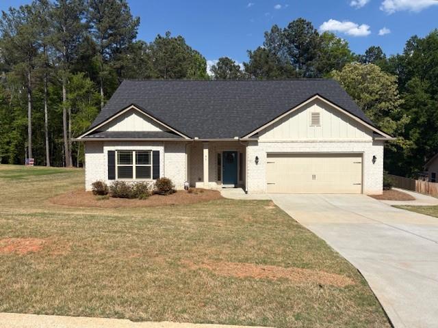 57 Eagle Heights Dr., Maysville, GA 30558