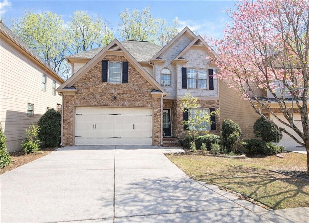 247 Water Oak Pl., Alpharetta, GA 30009