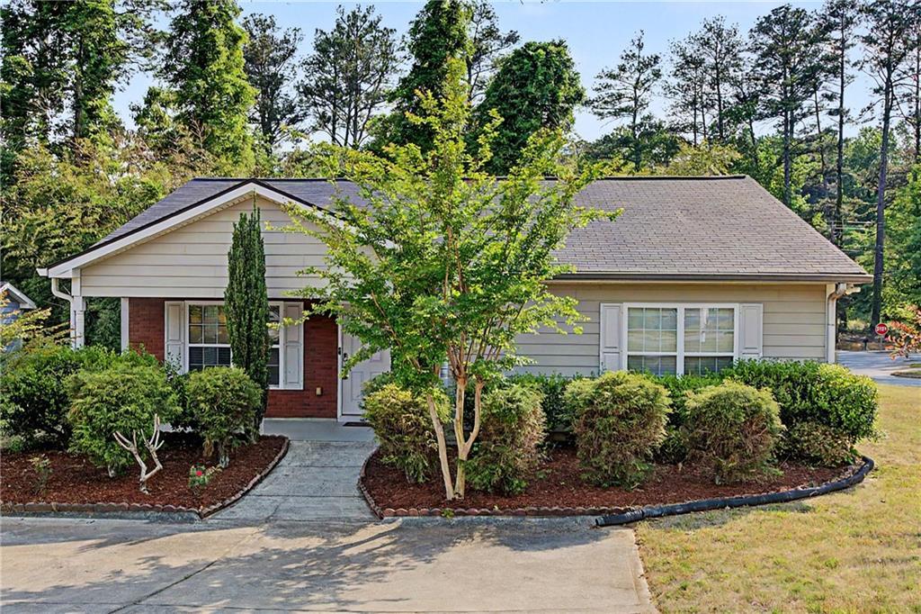 90 Kerwood Ct., Austell, GA 30168