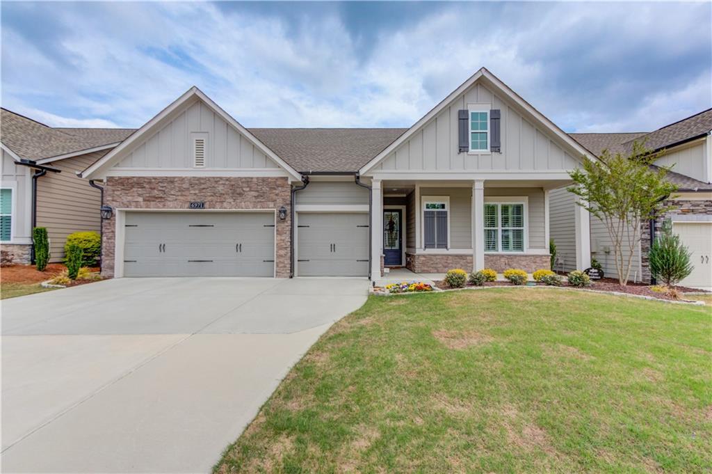 6971 Scenic Overlook Trace, Flowery Branch, GA 30542