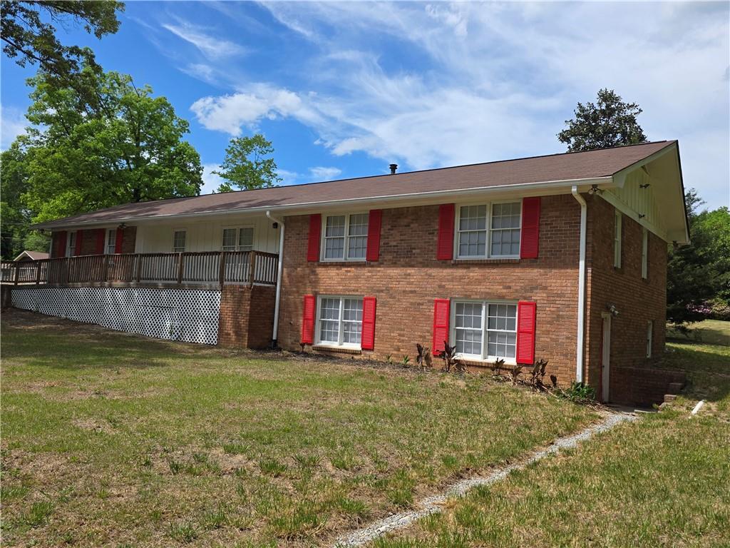 7016 Skyline Dr., Lithia Springs, GA 30122
