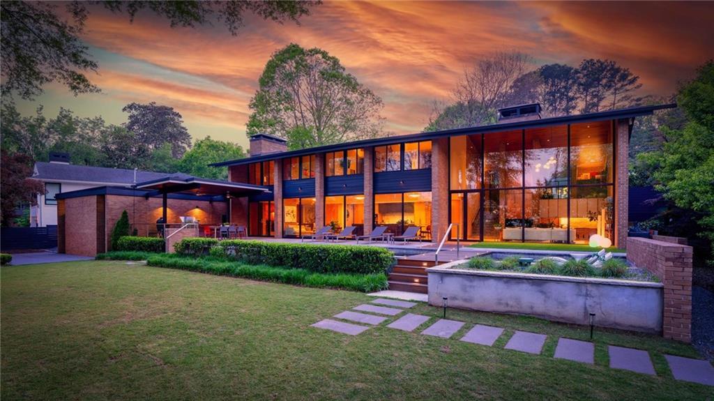 1671 Friar Tuck Rd., Atlanta, GA 30309