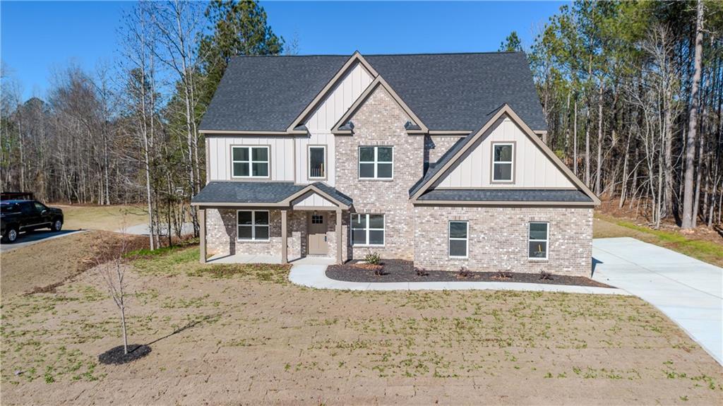 1205 Kristen Ln., Loganville, GA 30052