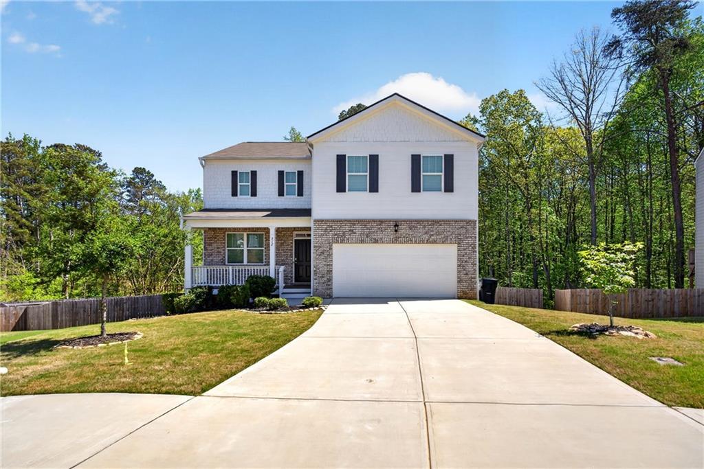 312 Deer Run Dr., Dallas, GA 30132