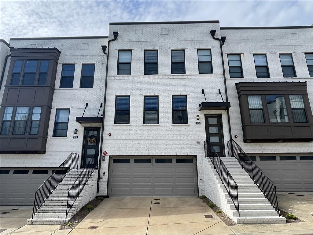 824 Stone Ridge Ln., Atlanta, GA 30324