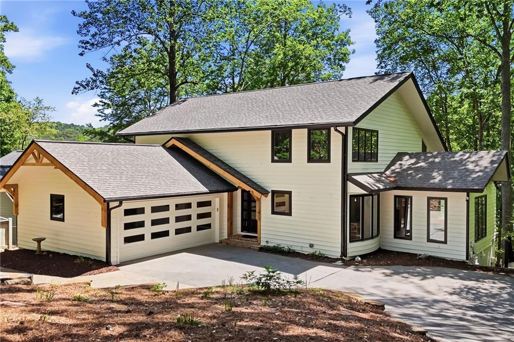 145 Broadwater Ct., Waleska, GA 30183