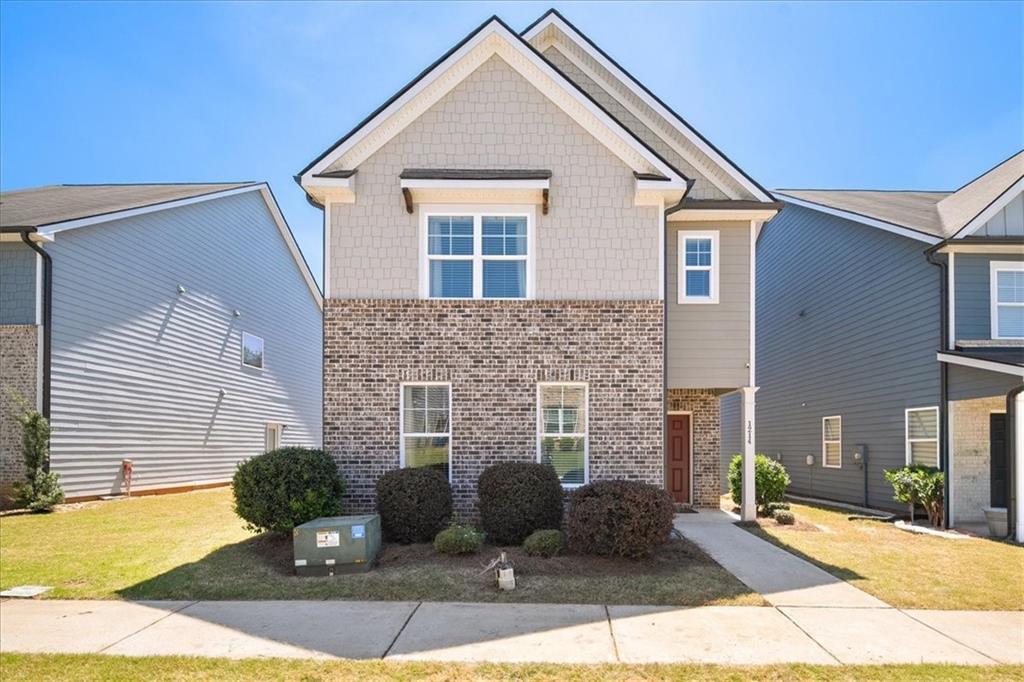 1214 Hawthorne Tr., Atlanta, GA 30344