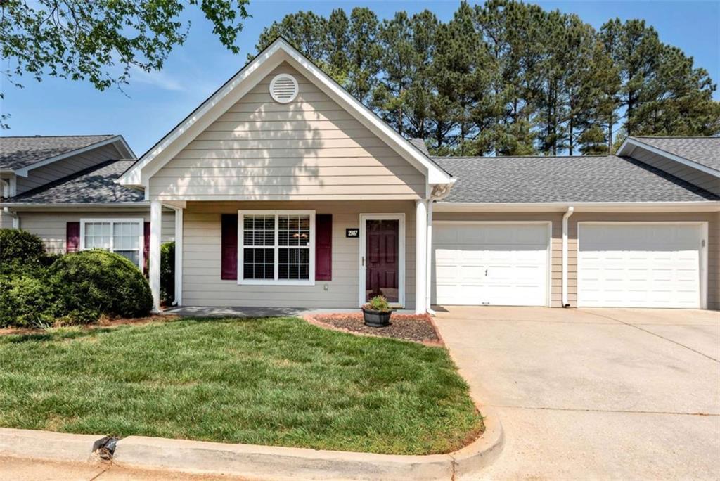 2987 Bentley Park Cir., Gainesville, GA 30504