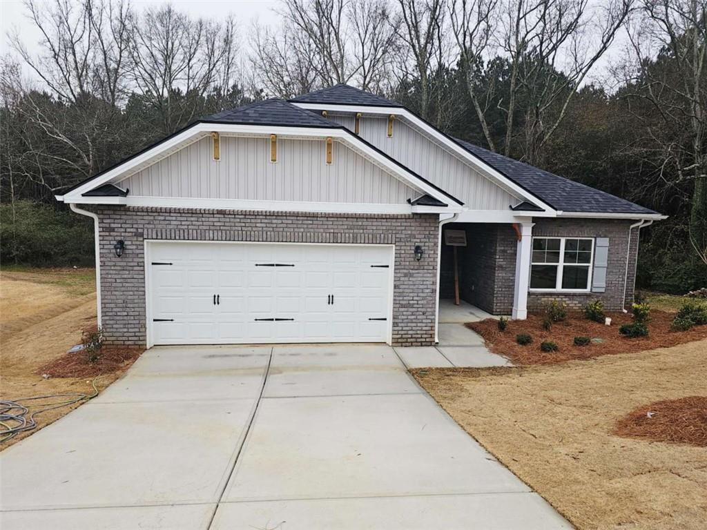 216 Rhett Dr., Bowdon, GA 30108