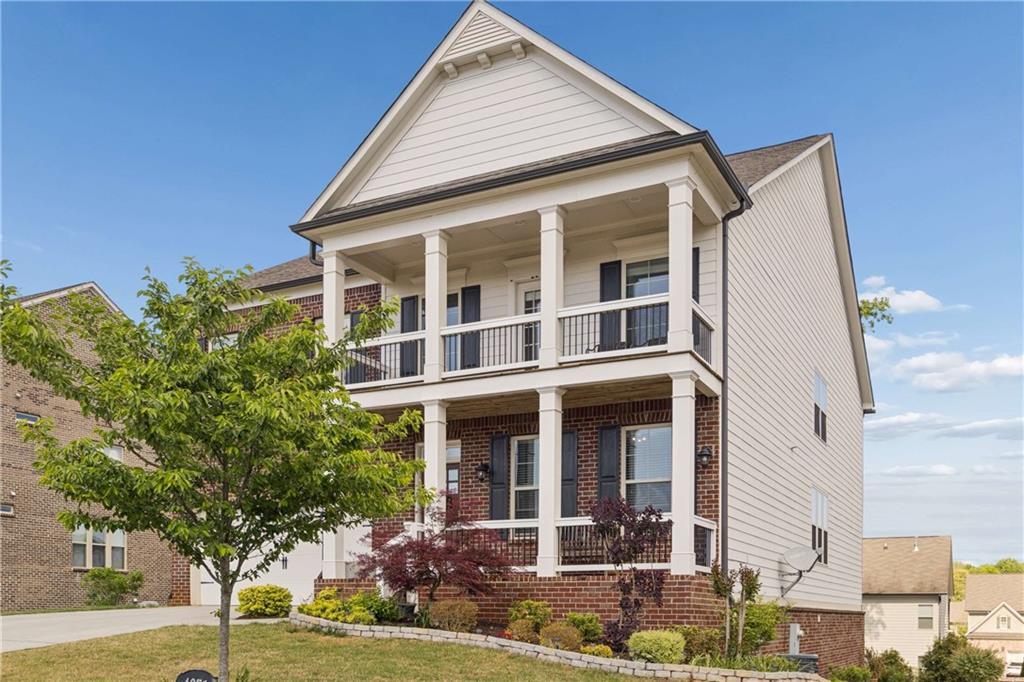 4071 Woodward Walk Ln., Suwanee, GA 30024