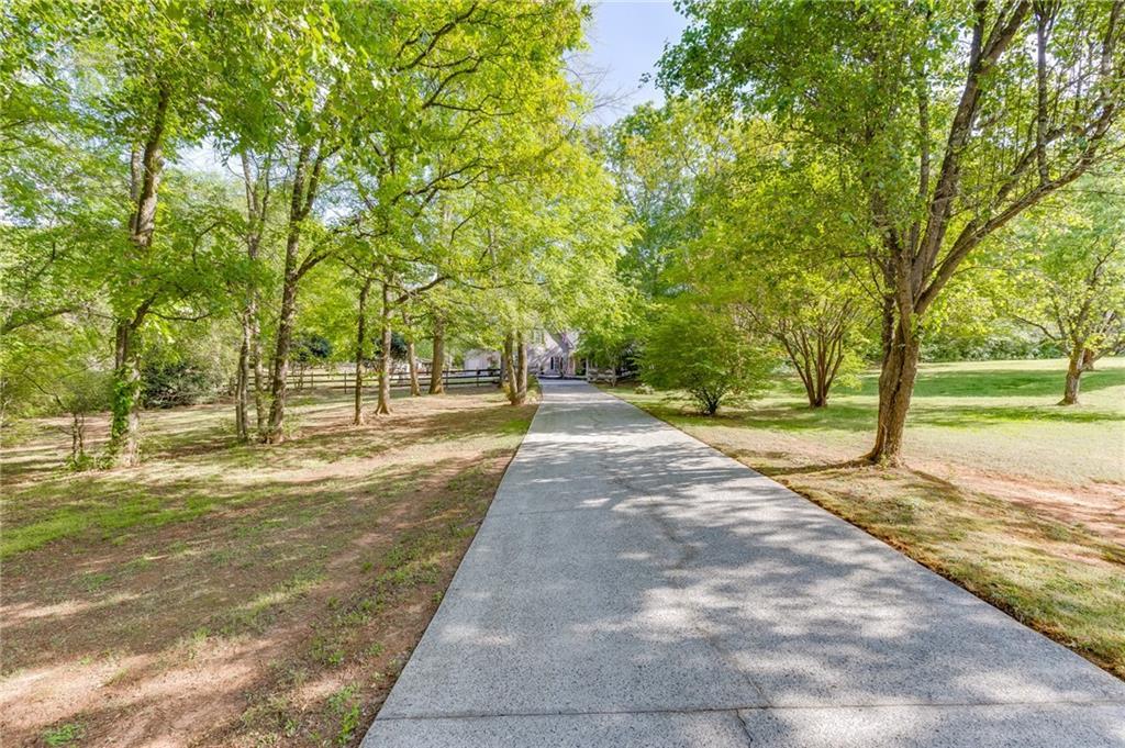 429 Olde Wick Tr., Hoschton, GA 30548