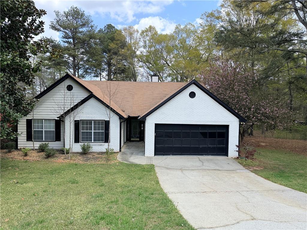 3011 Maple Cove Ct., Loganville, GA 30052