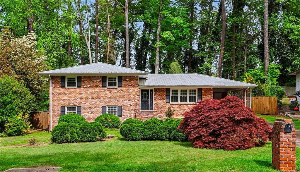 1455 Sanden Ferry Dr., Decatur, GA 30033