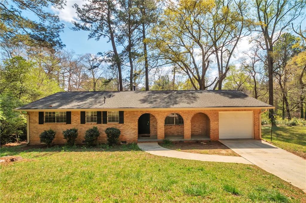 2912 Knollview Dr., Decatur, GA 30034