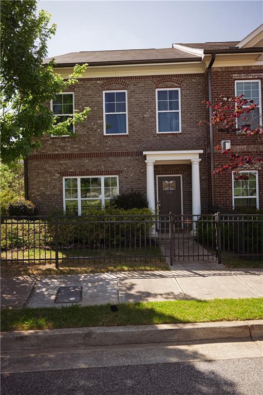 910 Westmoreland Cir., Atlanta, GA 30318