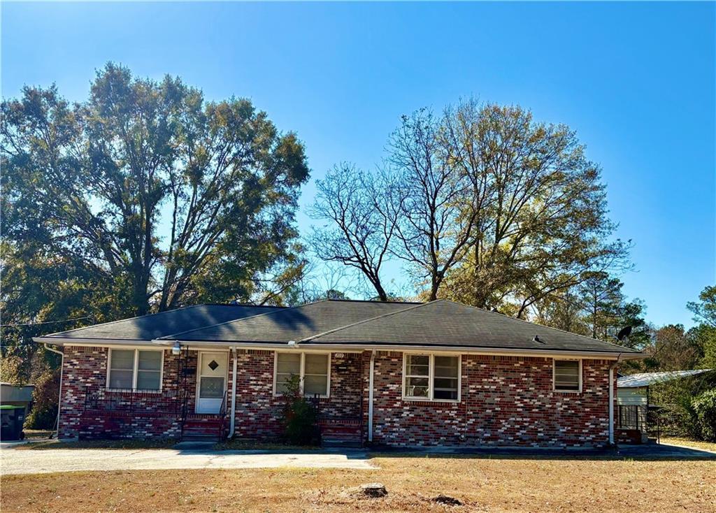 707 Old Powder Springs Rd., Mableton, GA 30126