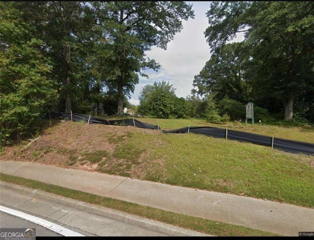 630 Lanier Ave., Fayetteville, GA 30214