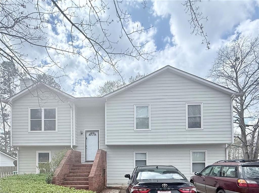 2061 Marshes Glenn Dr., Norcross, GA 30071