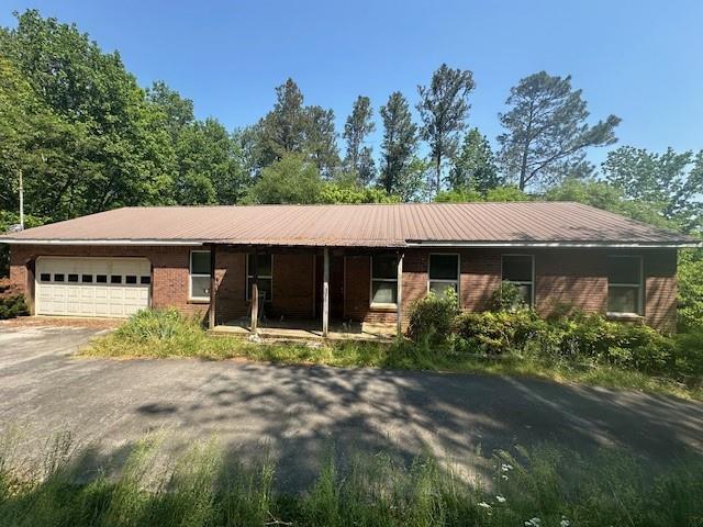 203 Old Mill Rd., Rydal, GA 30171